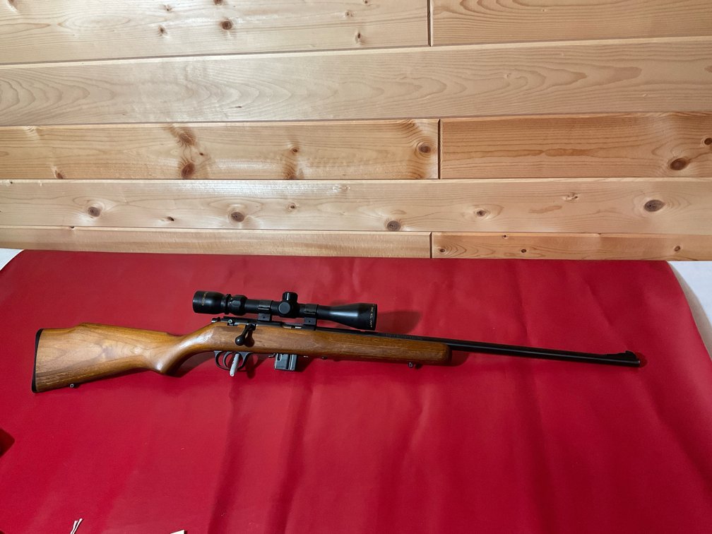 Marlin  model 925M rifle 22 Magnum