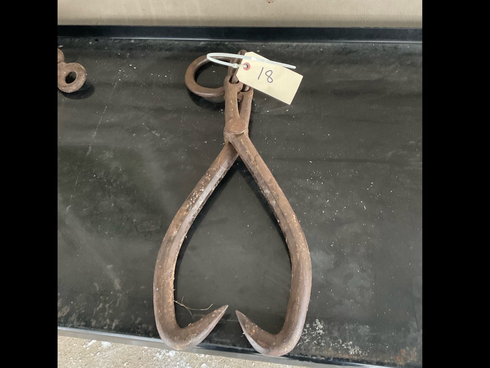 Heavy duty logging tongs