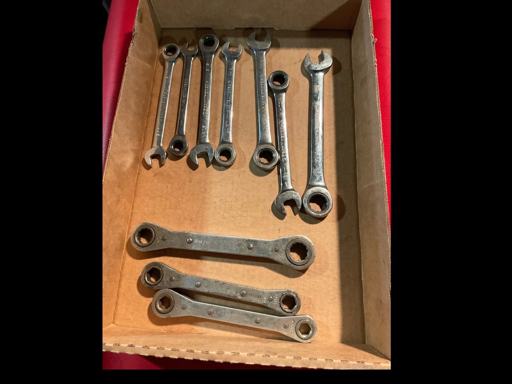 Gear wrench and other ratchet wrenches