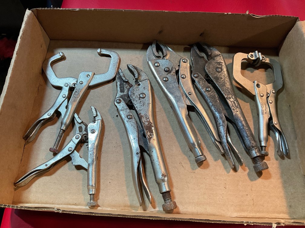 Vise grip pliers