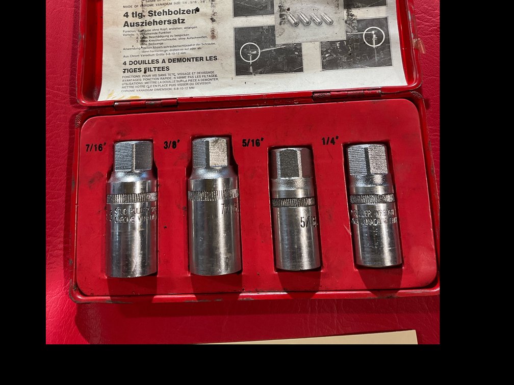 Stud puller sockets