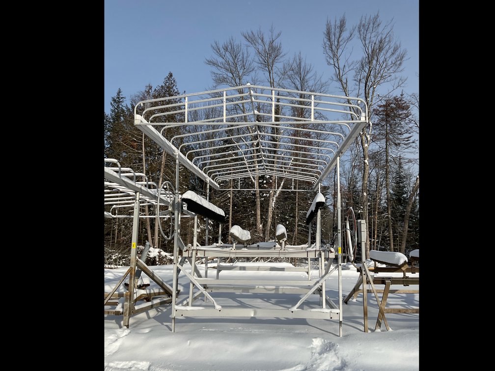 Great Lakes aluminum boat lift with canopy