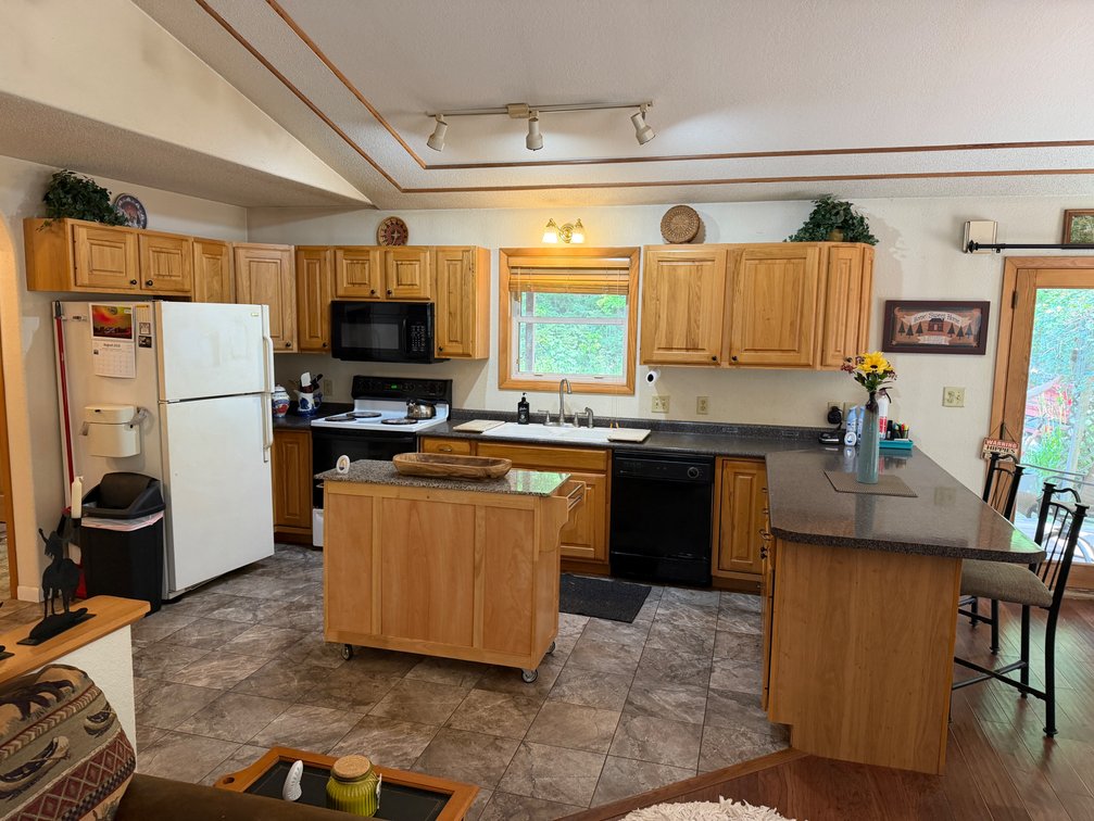 Image for Three Lakes Real-Estate Auction! ** Live Auction! SOLD, SOLD, SOLD $275,000