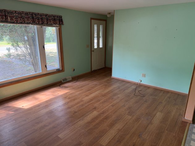 Image for Crandon, WI Real-Estate Auction! City Home Being Sold To the Highest Bidder! Live Auction!
