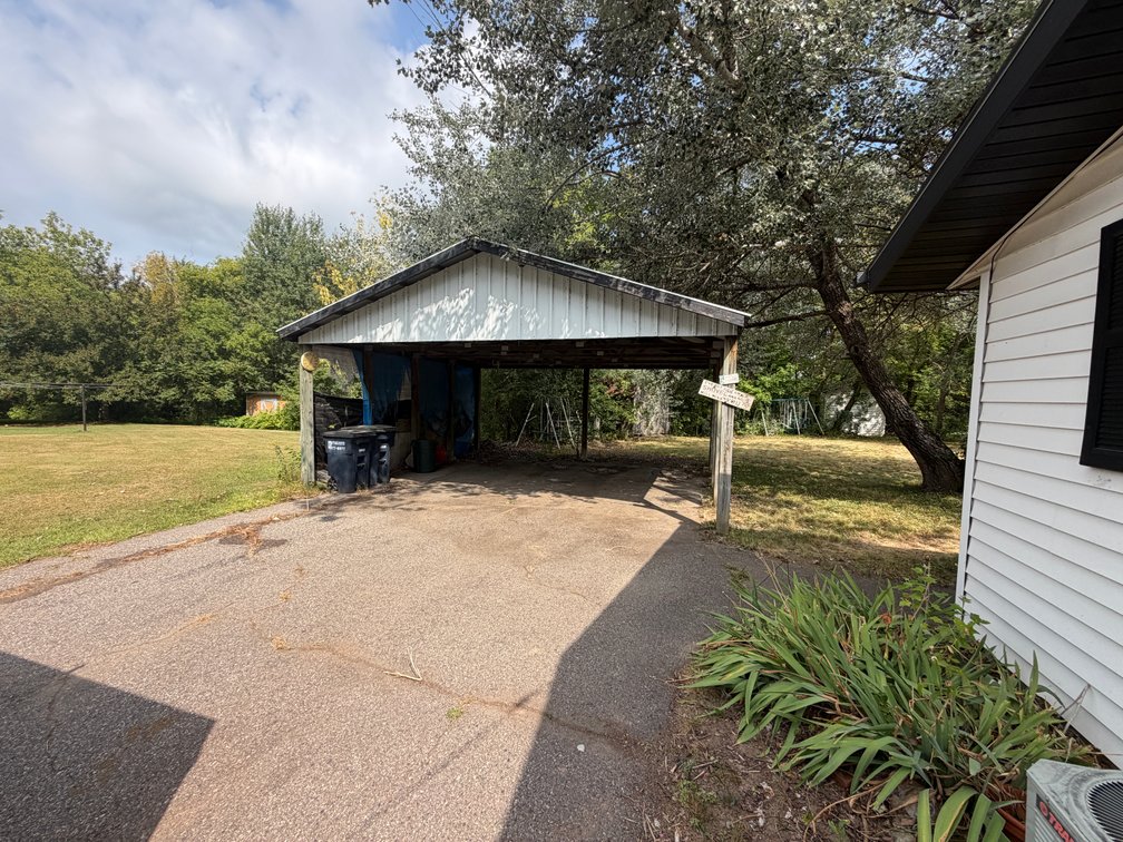 Image for Crandon, WI Real-Estate Auction! City Home Being Sold To the Highest Bidder! Live Auction!