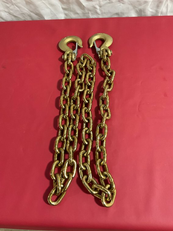 Brand new 7 foot heavy duty chain