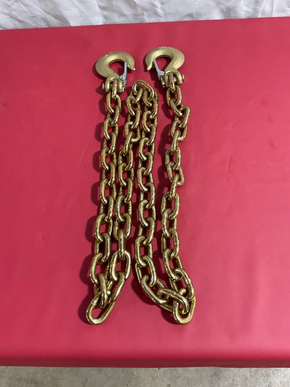 Brand new 7 foot heavy duty chain