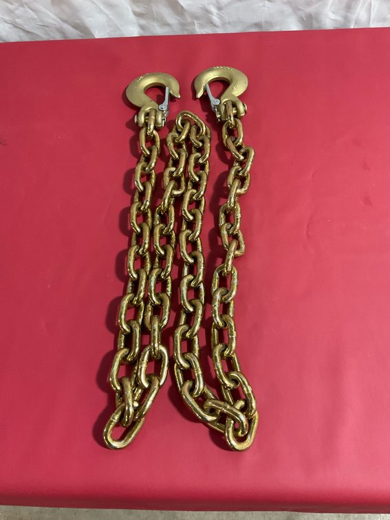 Brand new 7 foot heavy duty chain