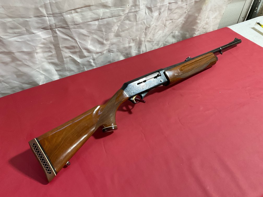 Weatherby 82 12 gauge auto shotgun