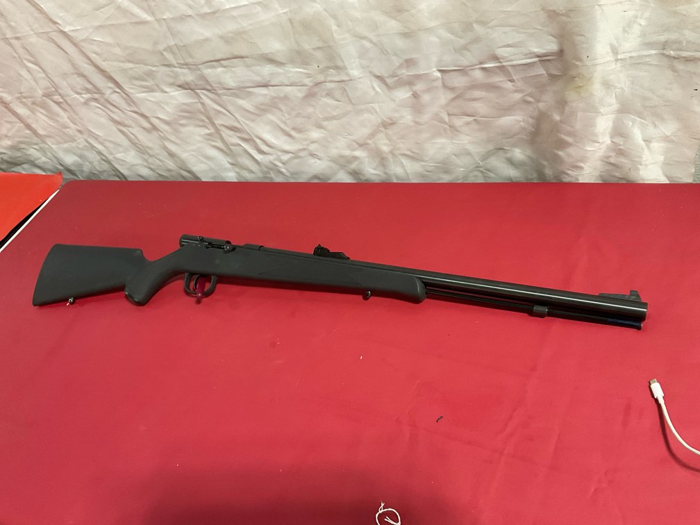 Traditions tracker 50 cal black powder rifle
