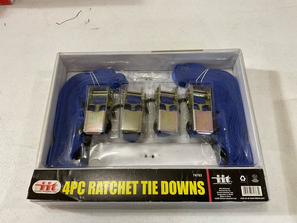 New four piece ratchet set