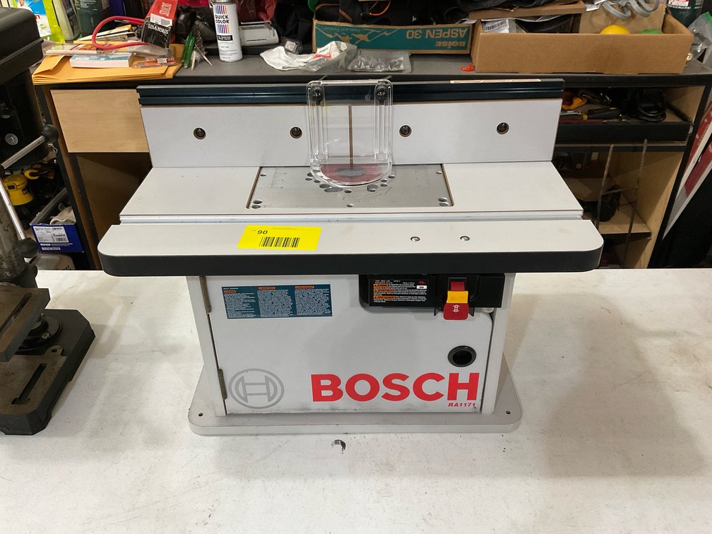 Bosch router table