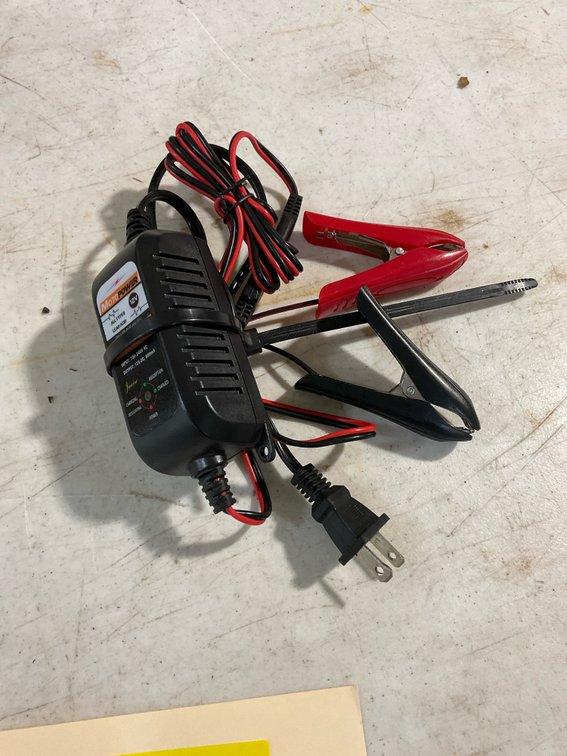 Battery maintainer