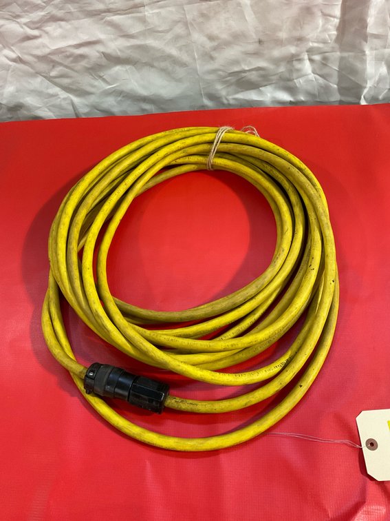 Heavy duty extension cord