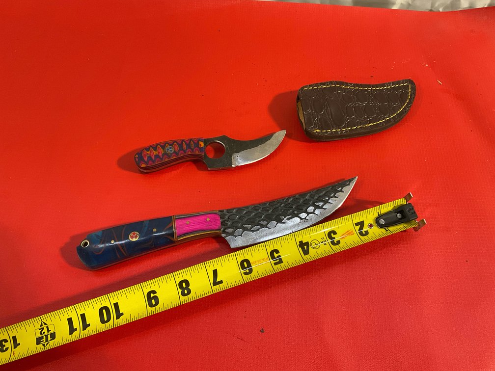 Damascus knives
