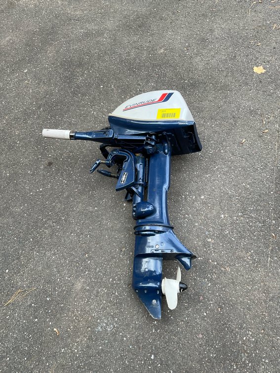 Evinrude 6hp outboard motor