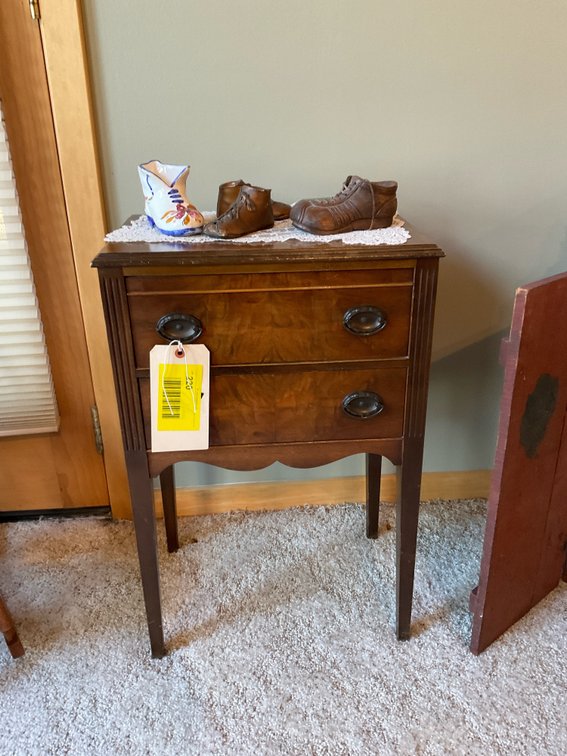 Sewing cabinet with knickknacks