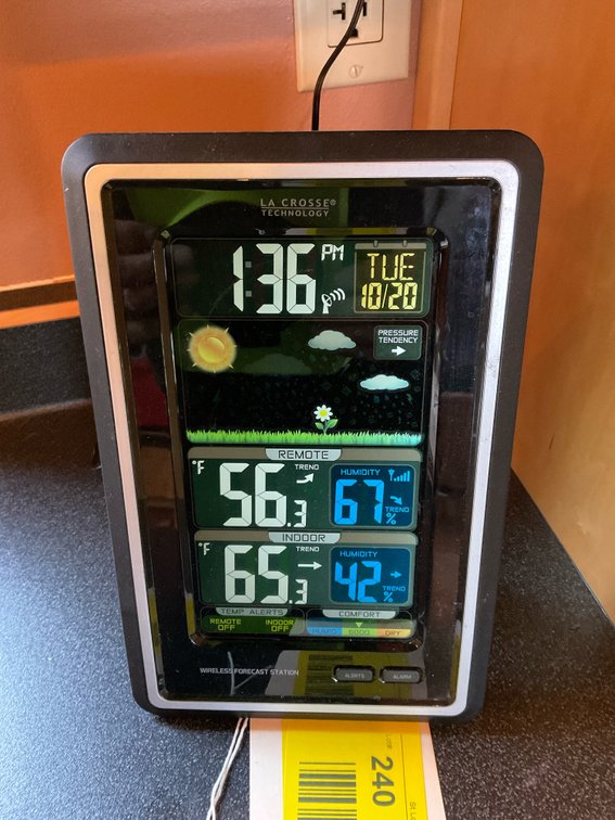 Lacrosse Technologies weather station