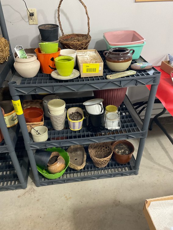 Plastic shelf