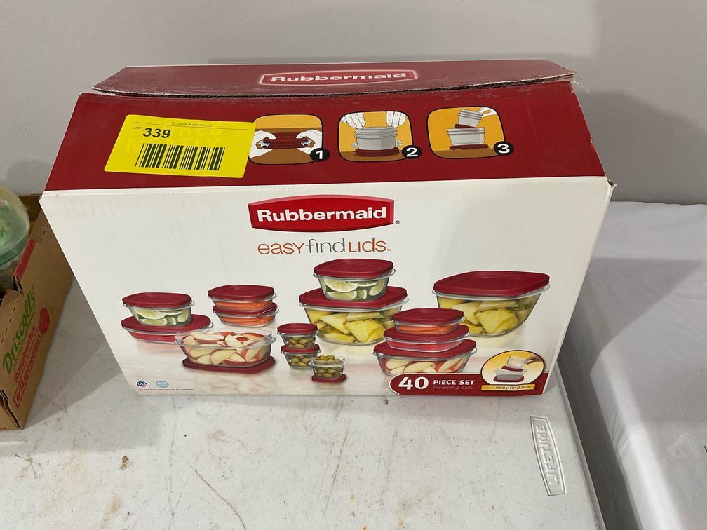 40 piece Rubbermaid container set