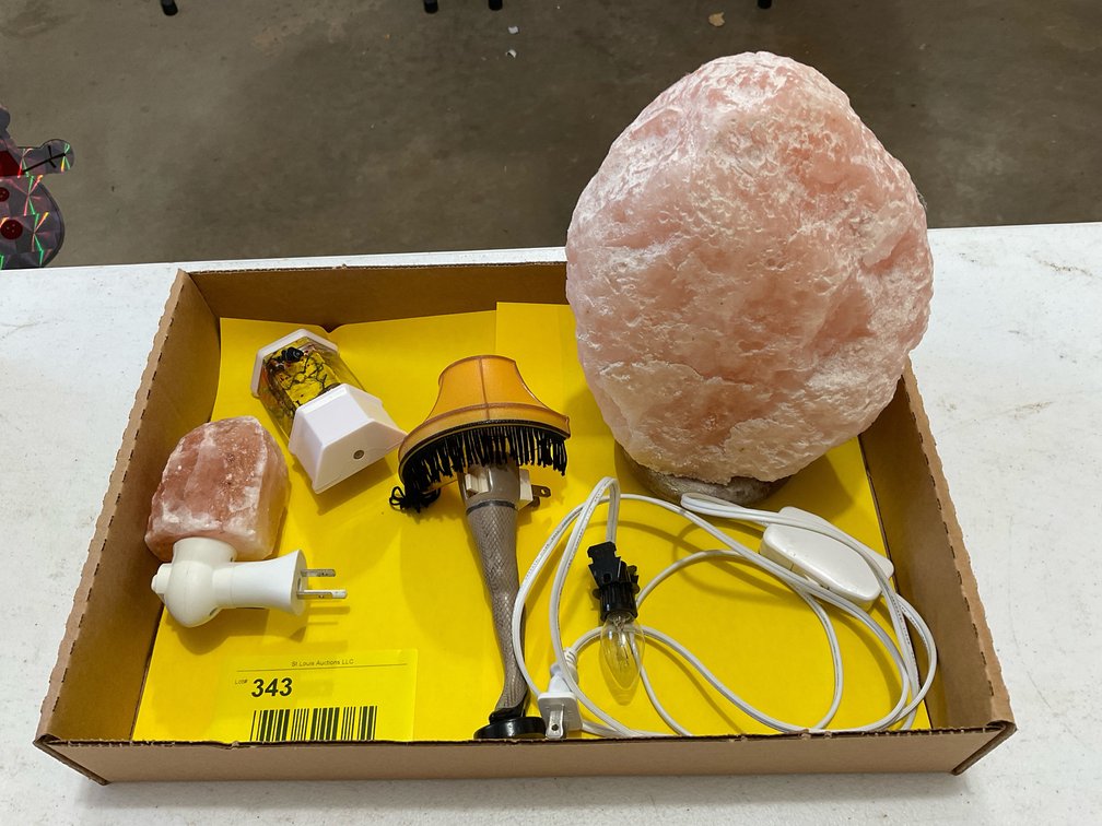 Himalayan salt lamp