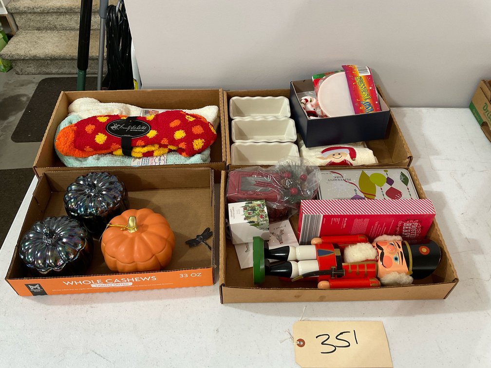 Butter socks/nutcracker/holiday decorations