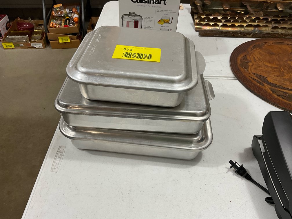 Aluminum pans