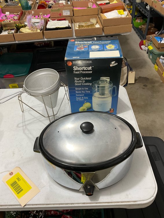 Food processor/crockpot/strainer
