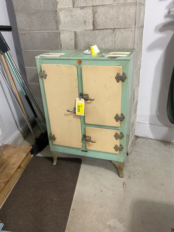 Vintage Wimer icebox