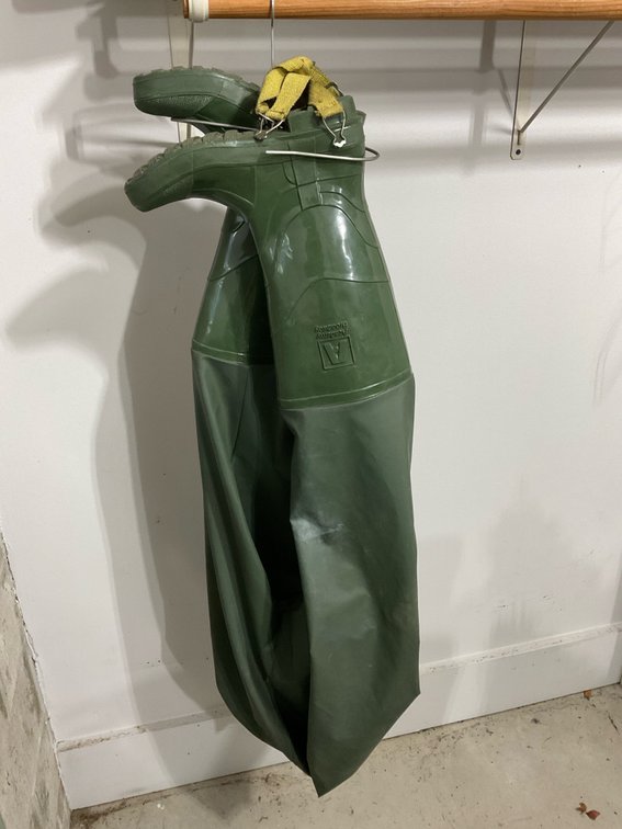 Chest waders