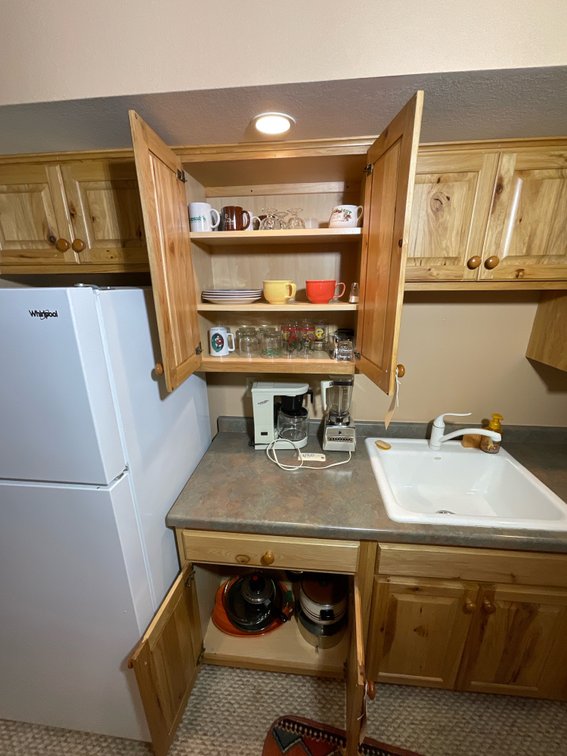 Pots, pants, glasses, small appliances