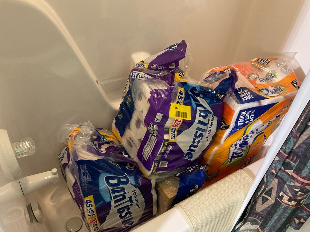 Bath tissue/paper towel/Kleenex