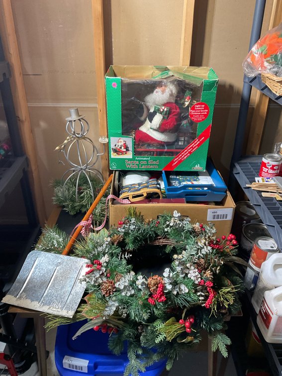 Large Christmas lot