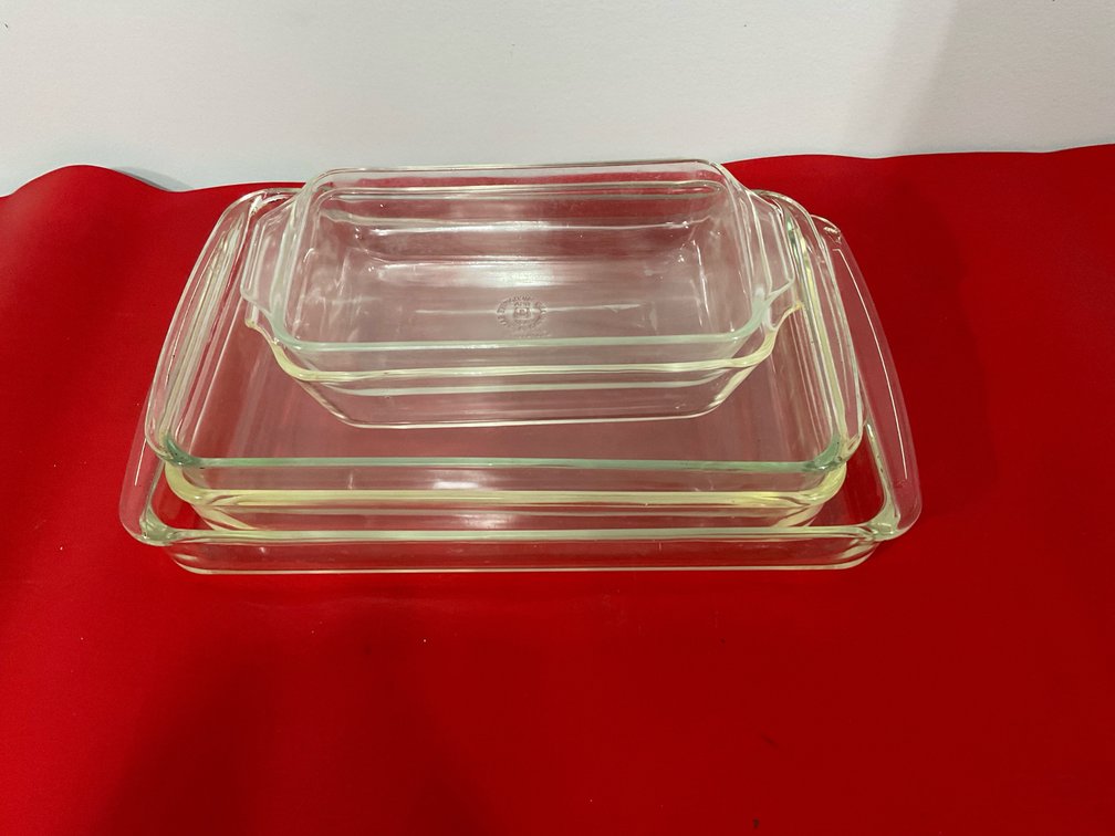 Pyrex and other baking dishes