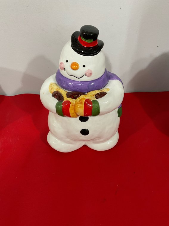 Snowman cookie jar