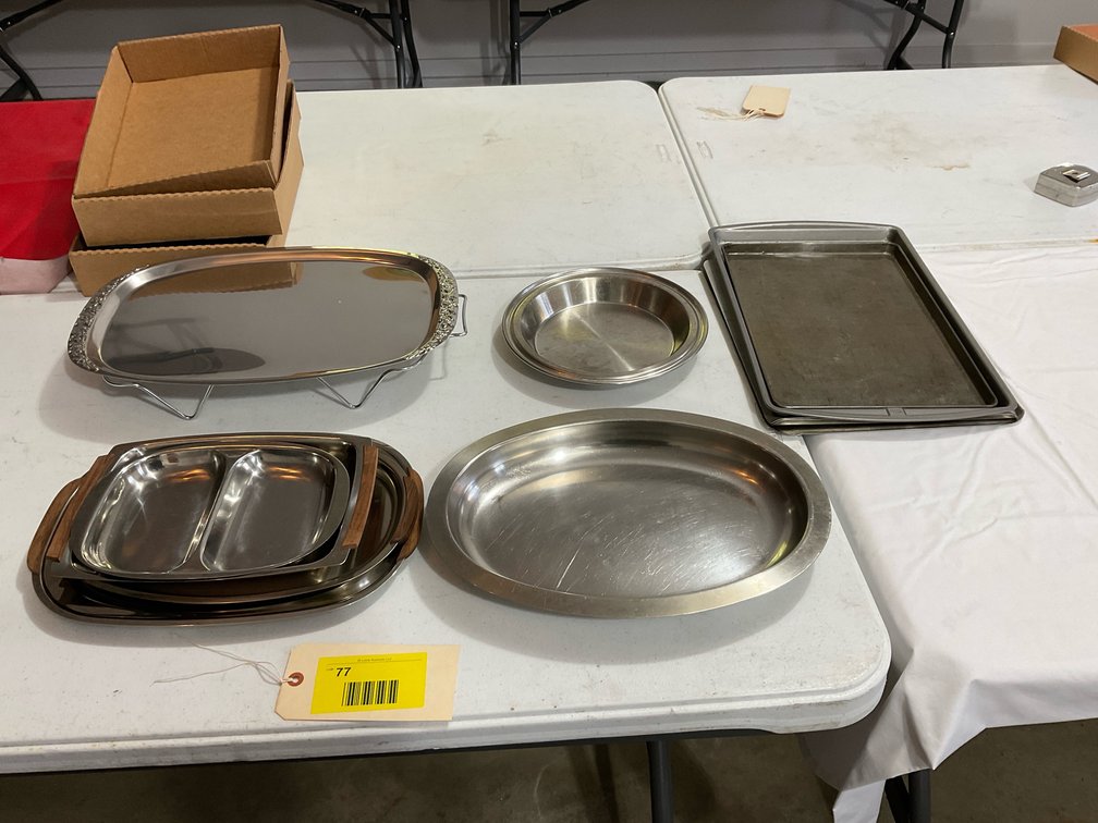Miscellaneous platters/bakeware