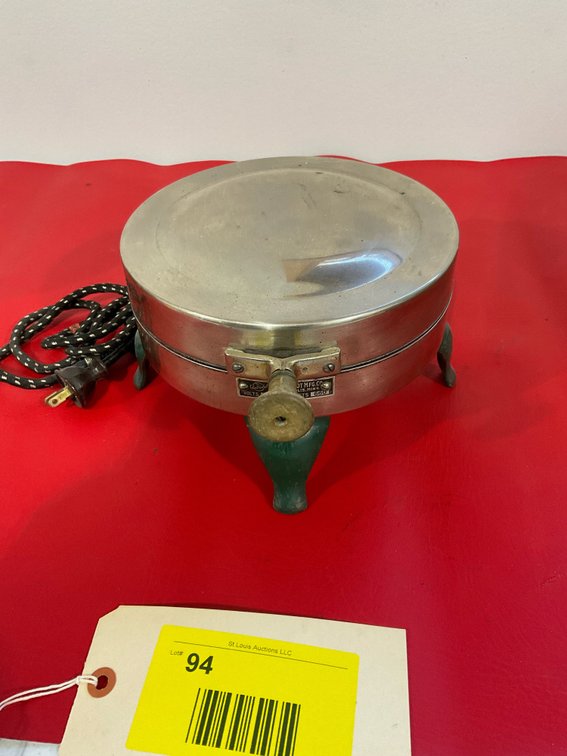 Vintage waffle maker