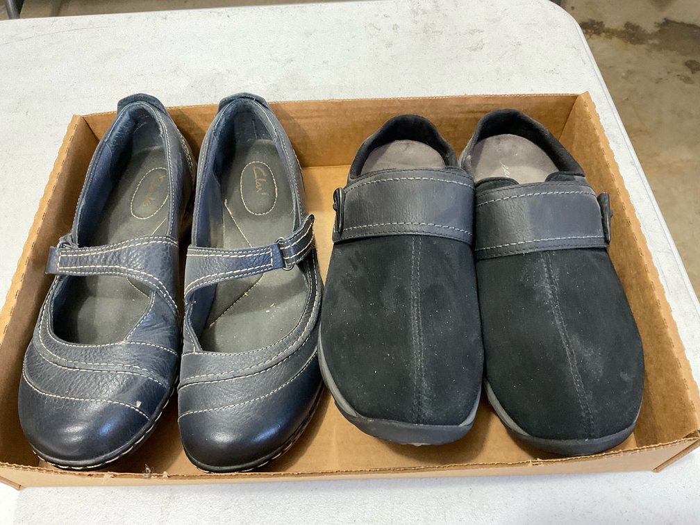 Women's size 10 shoes