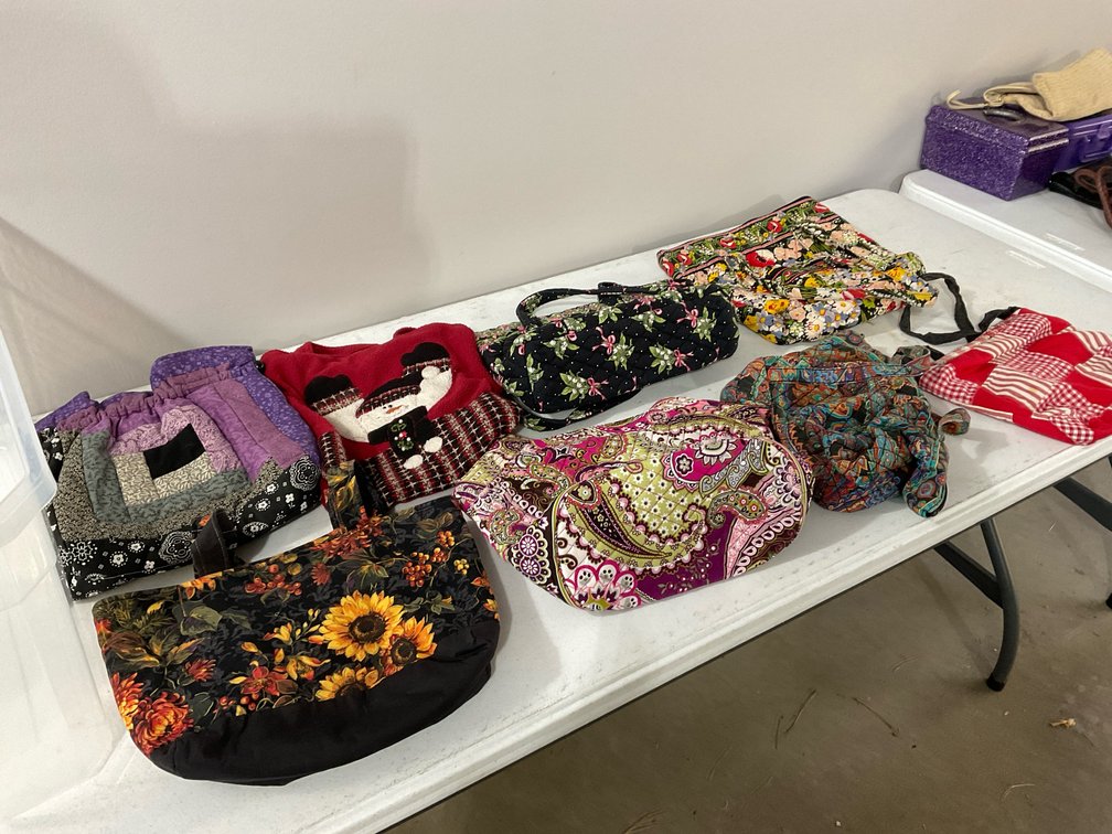 Miscellaneous handbags with tote