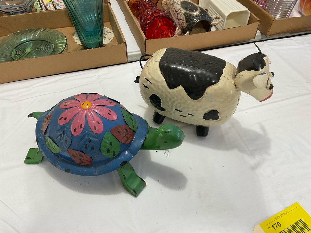 Turtle and cow garden art