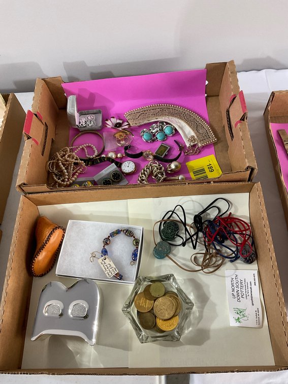 Miscellaneous costume jewelry