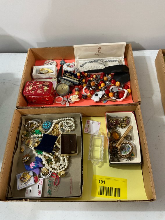 Miscellaneous costume jewelry