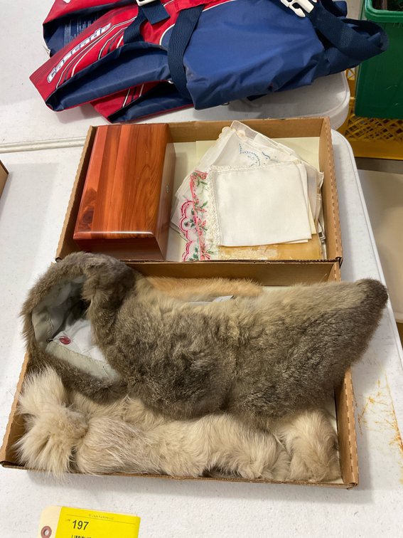 Miscellaneous fur/hankies