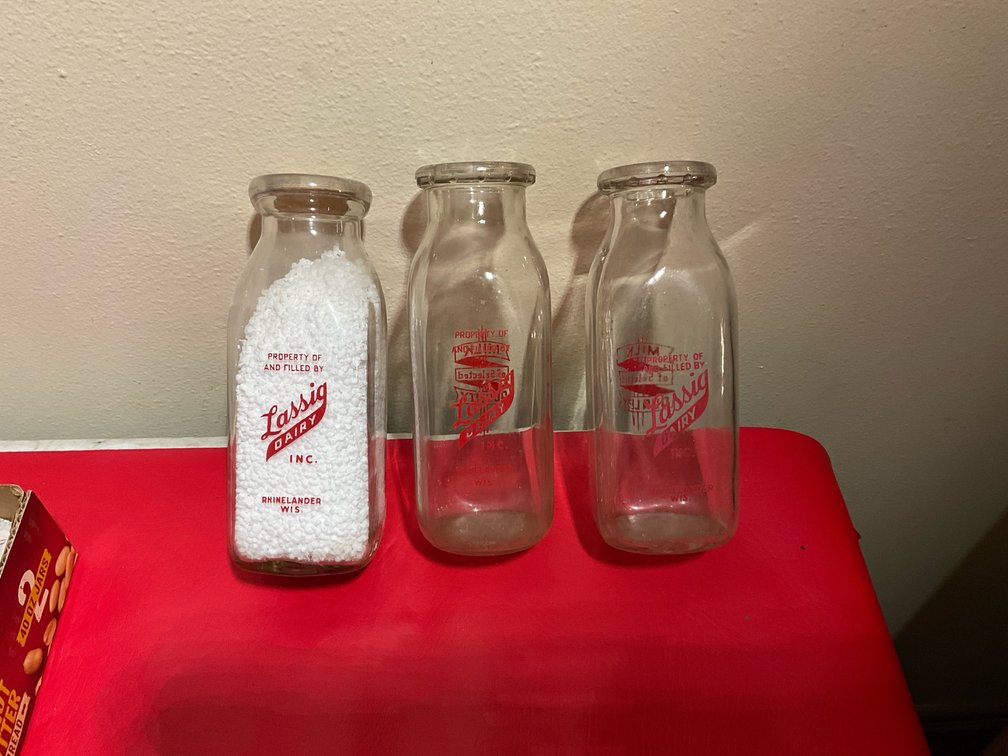 Lassig Dairy milk bottles
