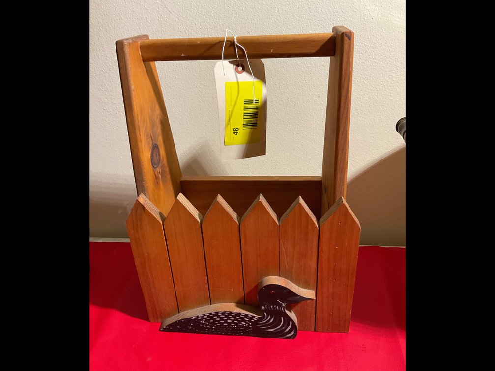 Loon magazine rack
