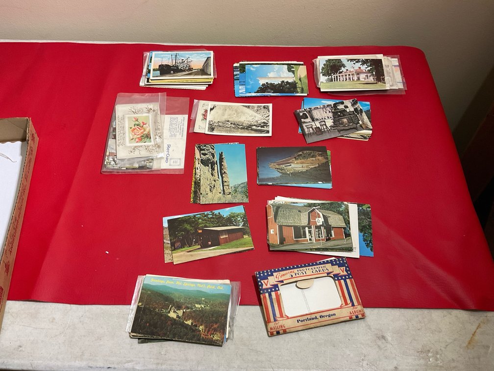 Large amount of vintage postcards