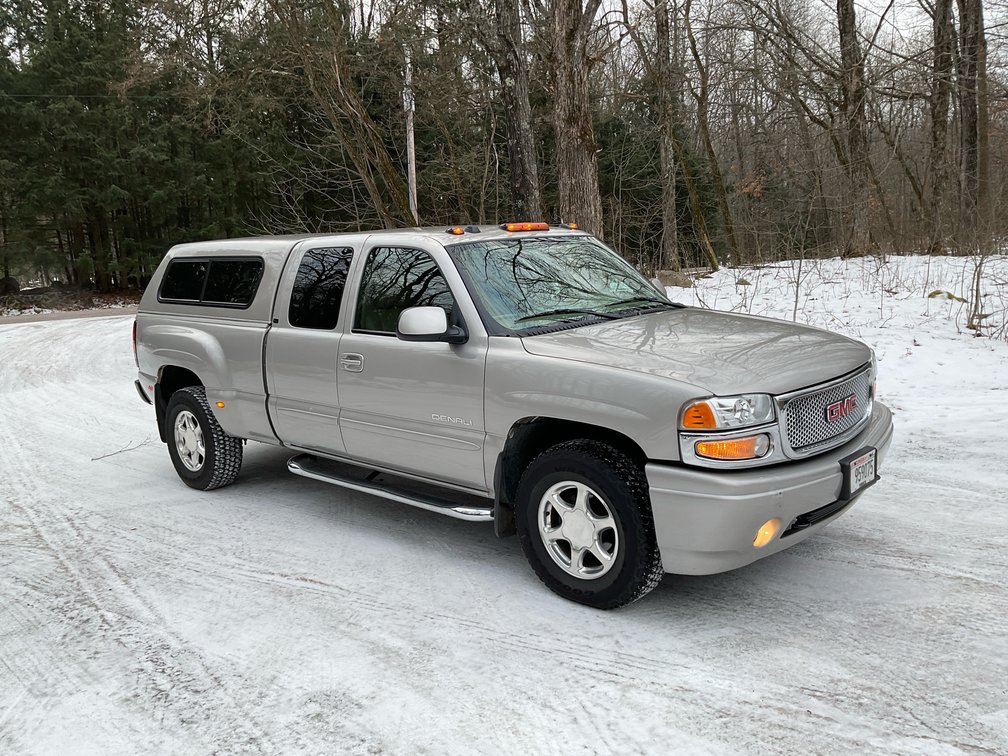 2004 GMC Sierra Denali Quadra steer 4x4