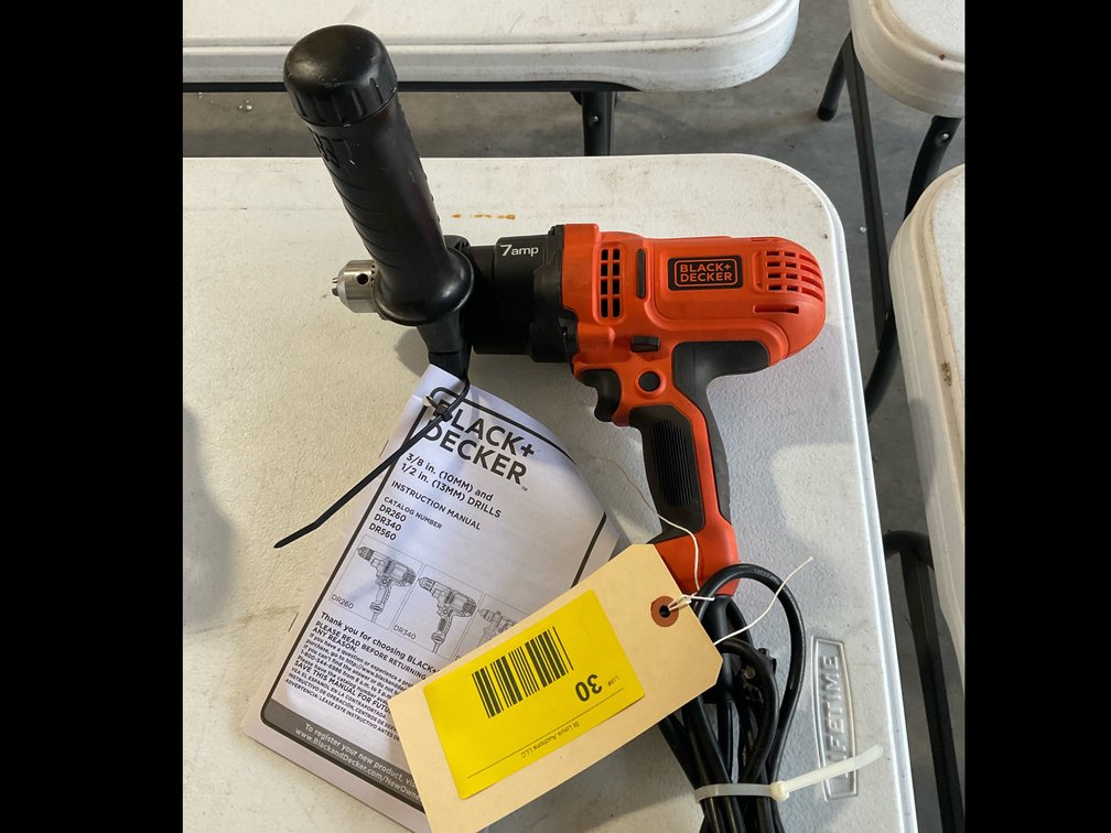 Like new heavy duty Black & Decker 1/2 drill