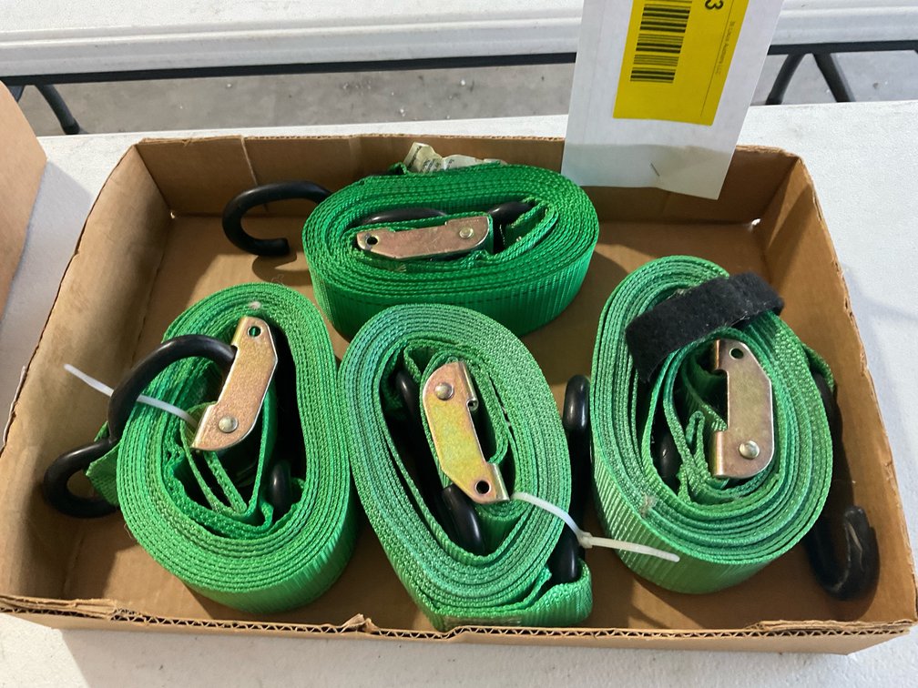 Heavy duty ratchet straps