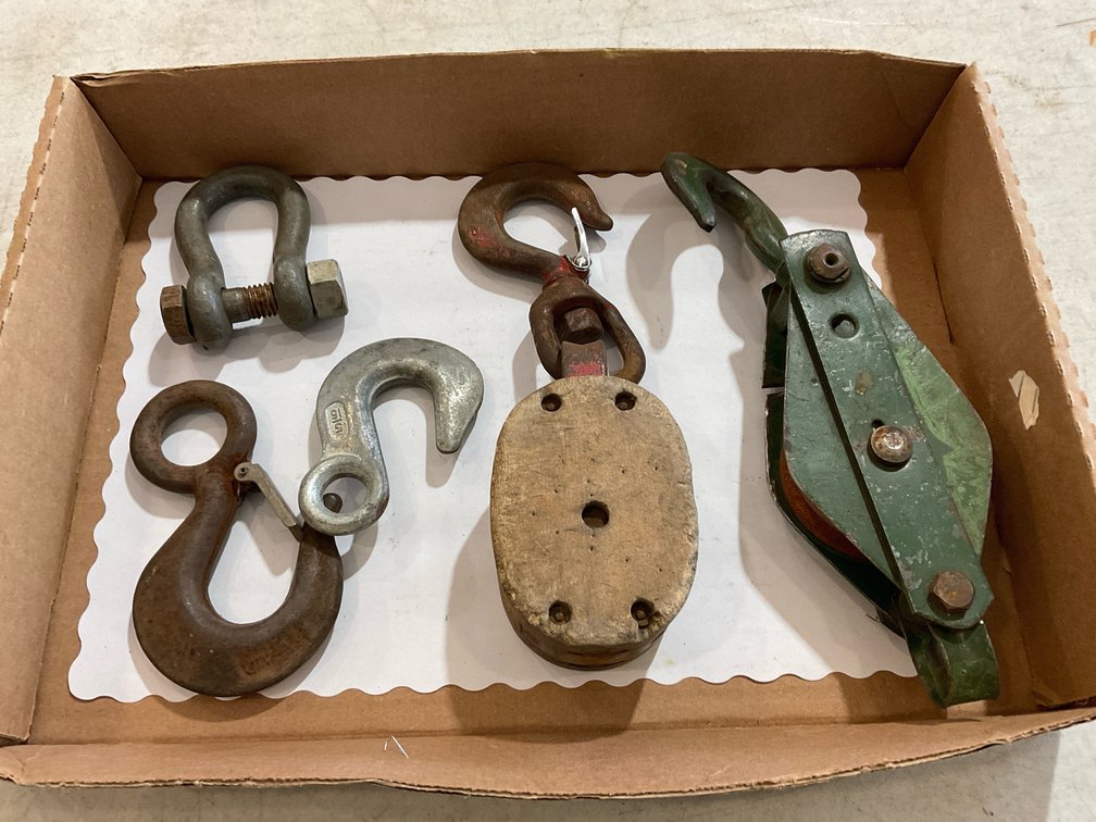 Miscellaneous pulleys/clevis/hooks